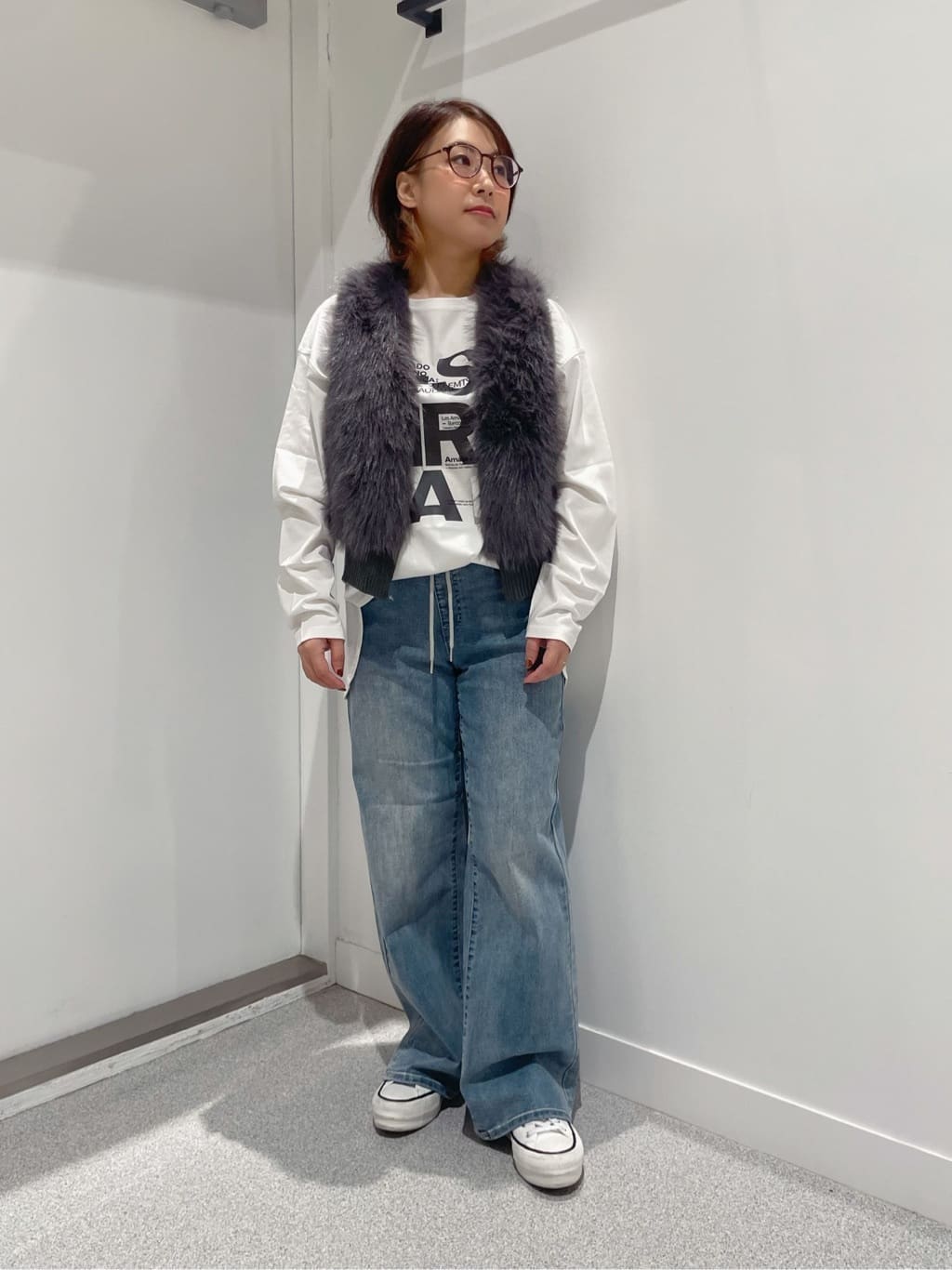 LASUDのファードッキングニットベスト(dark green,black)を使ったコーディネートを紹介します。｜Rakuten Fashion(楽天ファッション／旧楽天ブランドアベニュー)4732578