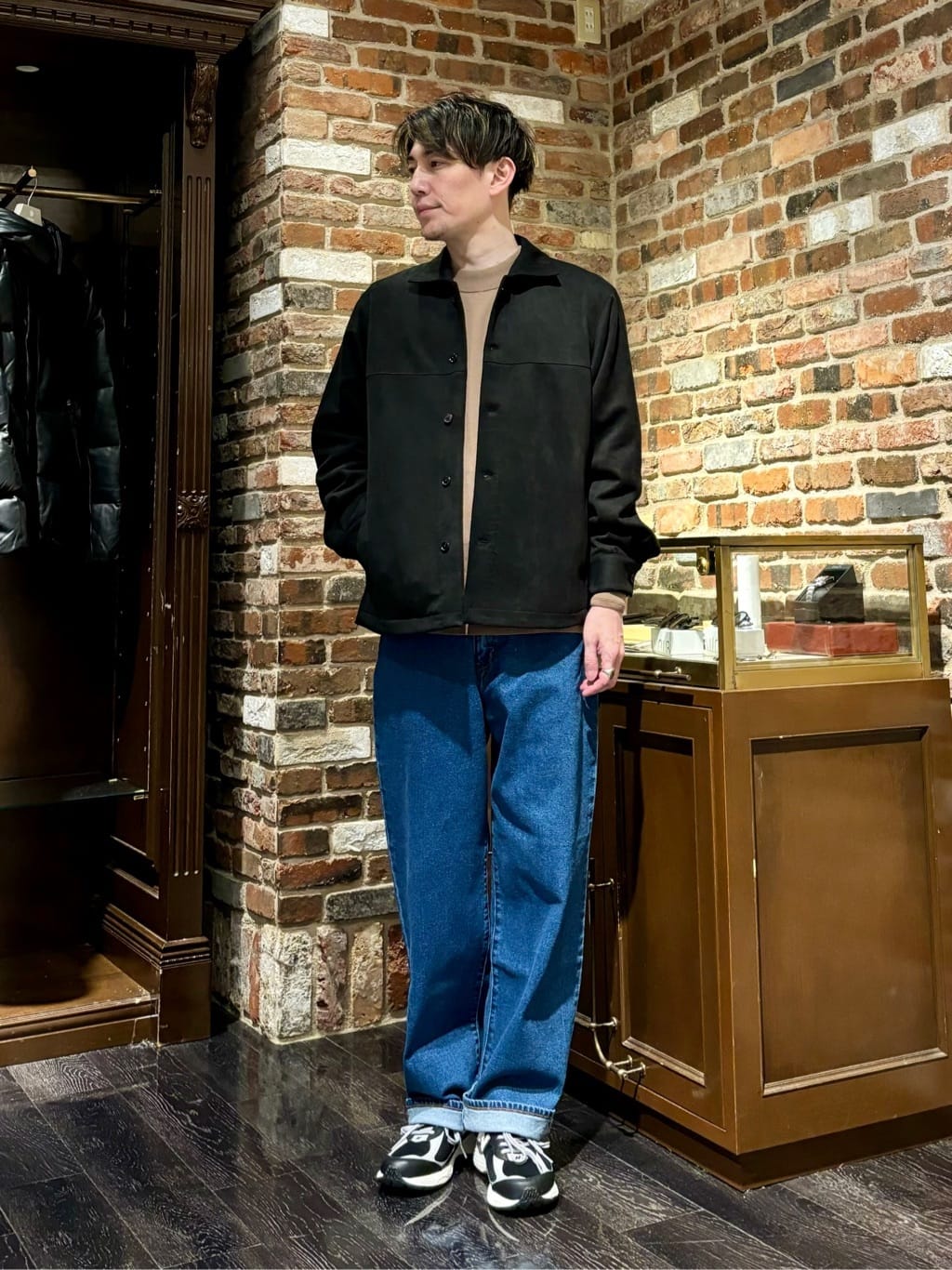 NANO universeのフェイクスウェードストレッチシャツブルゾンを使ったコーディネートを紹介します。｜Rakuten Fashion(楽天ファッション／旧楽天ブランドアベニュー)4739493