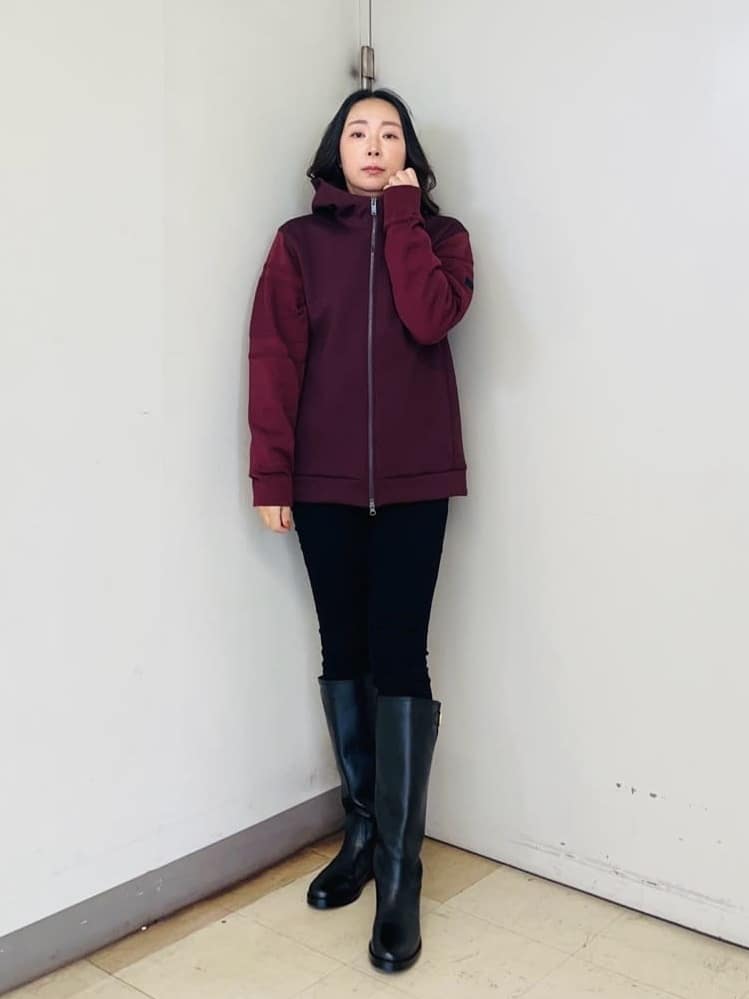 TAKEO KIKUCHIの【Made in JAPAN】ニットスリーブ ジップアップ パーカを使ったコーディネートを紹介します。｜Rakuten Fashion(楽天ファッション／旧楽天ブランドアベニュー)4743525