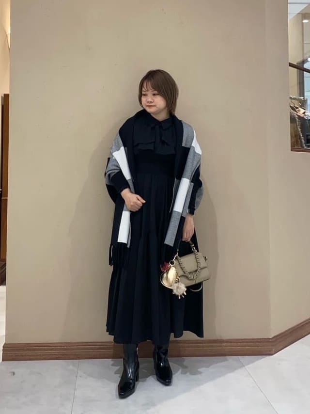 Vinのコーディネートを紹介します。｜Rakuten Fashion(楽天ファッション／旧楽天ブランドアベニュー)4744497