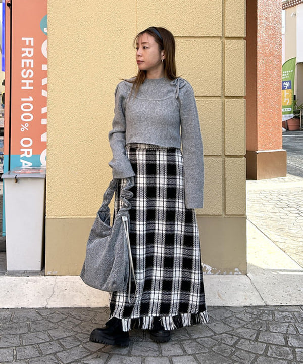 BEAMS HEARTのリボンキャミベスト * プルオーバー(セットアイテム) 24AWを使ったコーディネートを紹介します。｜Rakuten Fashion(楽天ファッション／旧楽天ブランドアベニュー)4746179