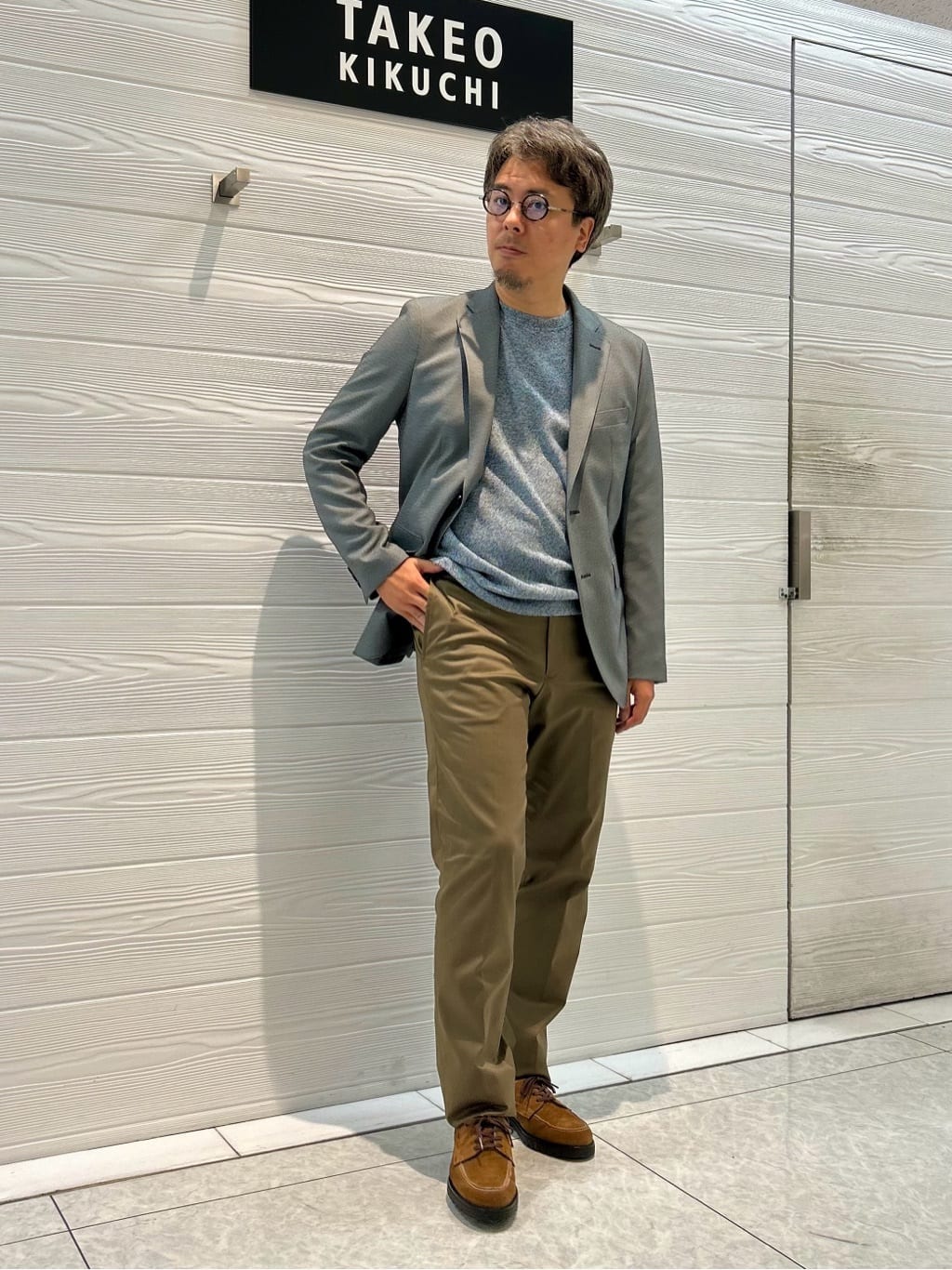 TAKEO KIKUCHIの【Made in JAPAN】カネマサ メランジ カットソーを使ったコーディネートを紹介します。｜Rakuten Fashion(楽天ファッション／旧楽天ブランドアベニュー)4748259