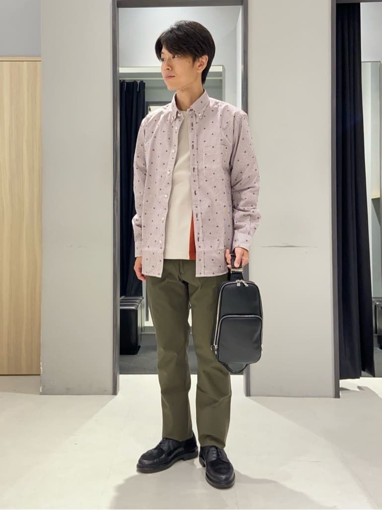 TAKEO KIKUCHIのハットモチーフ ジャカード ストライプ シャツを使ったコーディネートを紹介します。｜Rakuten Fashion(楽天ファッション／旧楽天ブランドアベニュー)4748970