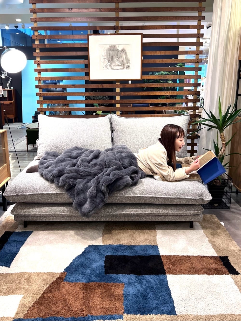 journal standard FurnitureのGEOMETRIC RUG 140*200 ジオメトリックラグを使ったコーディネートを紹介します。｜Rakuten Fashion(楽天ファッション／旧楽天ブランドアベニュー)4749738