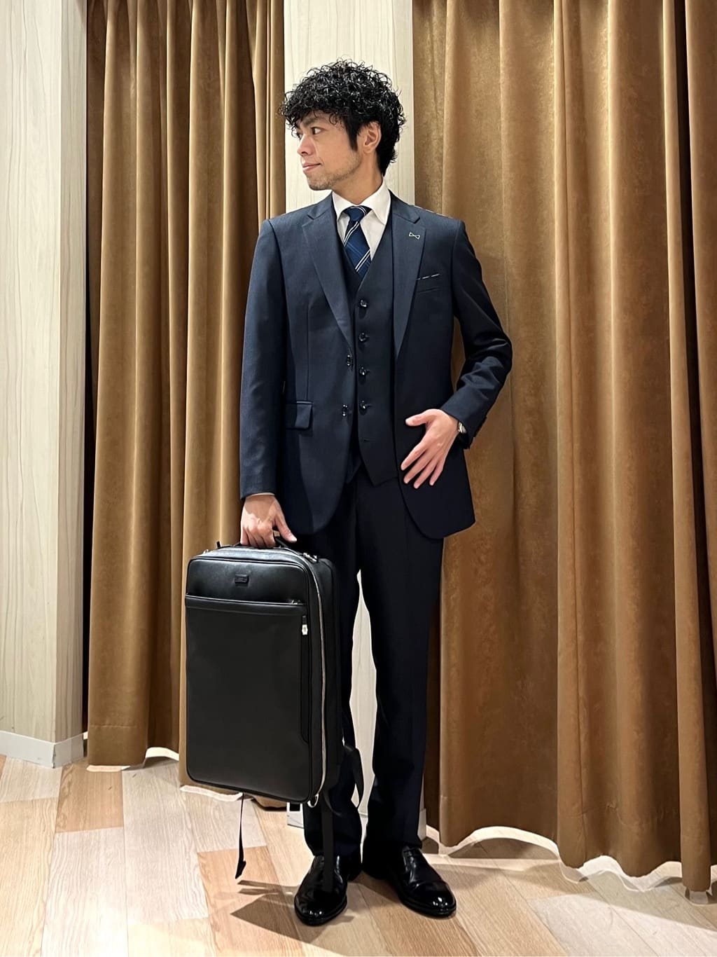 TAKEO KIKUCHIの【Made in JAPAN】ストレートチップ ドレスシューズを使ったコーディネートを紹介します。｜Rakuten Fashion(楽天ファッション／旧楽天ブランドアベニュー)4752347