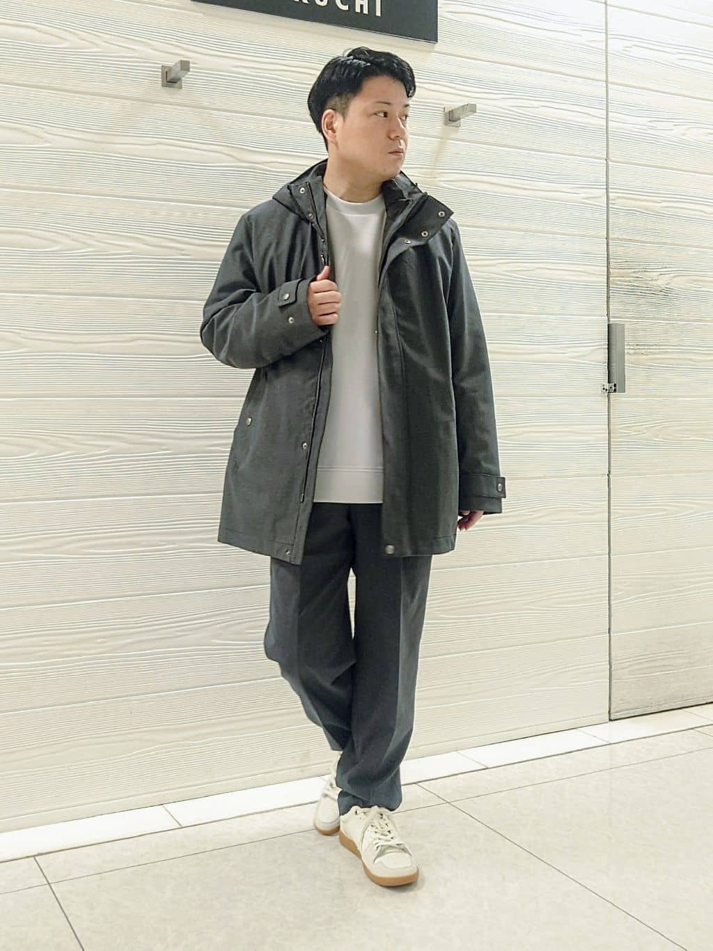 TAKEO KIKUCHIの【尾州織】クルーネック カットソーを使ったコーディネートを紹介します。｜Rakuten Fashion(楽天ファッション／旧楽天ブランドアベニュー)4756680