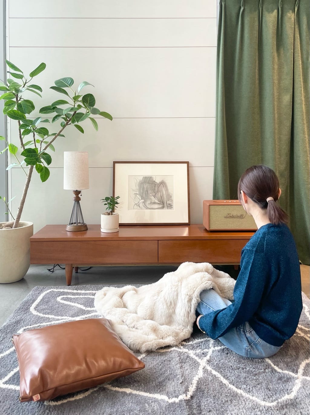 journal standard FurnitureのFERNERO RUG 120x160 フェルネロラグを使ったコーディネートを紹介します。｜Rakuten Fashion(楽天ファッション／旧楽天ブランドアベニュー)4762237