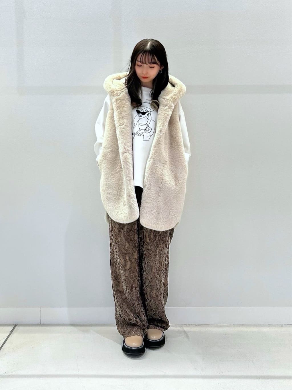 Vinのコーディネートを紹介します。｜Rakuten Fashion(楽天ファッション／旧楽天ブランドアベニュー)4763409