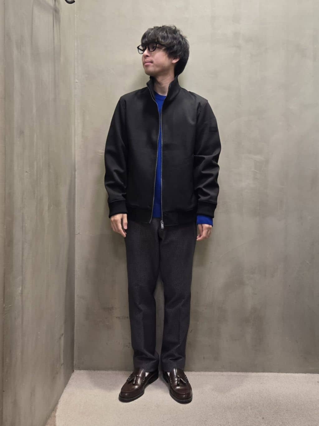 TAKEO KIKUCHIの【アンチピリング】クルーネック ニットを使ったコーディネートを紹介します。｜Rakuten Fashion(楽天ファッション／旧楽天ブランドアベニュー)4766926
