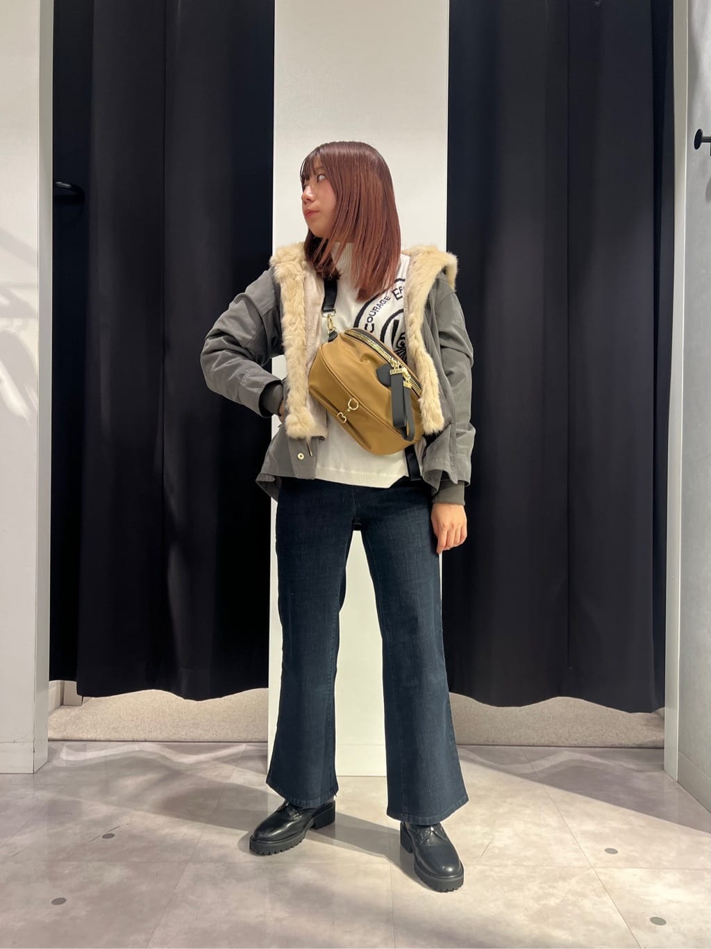 LASUDのファーフーデッドモッズアウターを使ったコーディネートを紹介します。｜Rakuten Fashion(楽天ファッション／旧楽天ブランドアベニュー)4767475