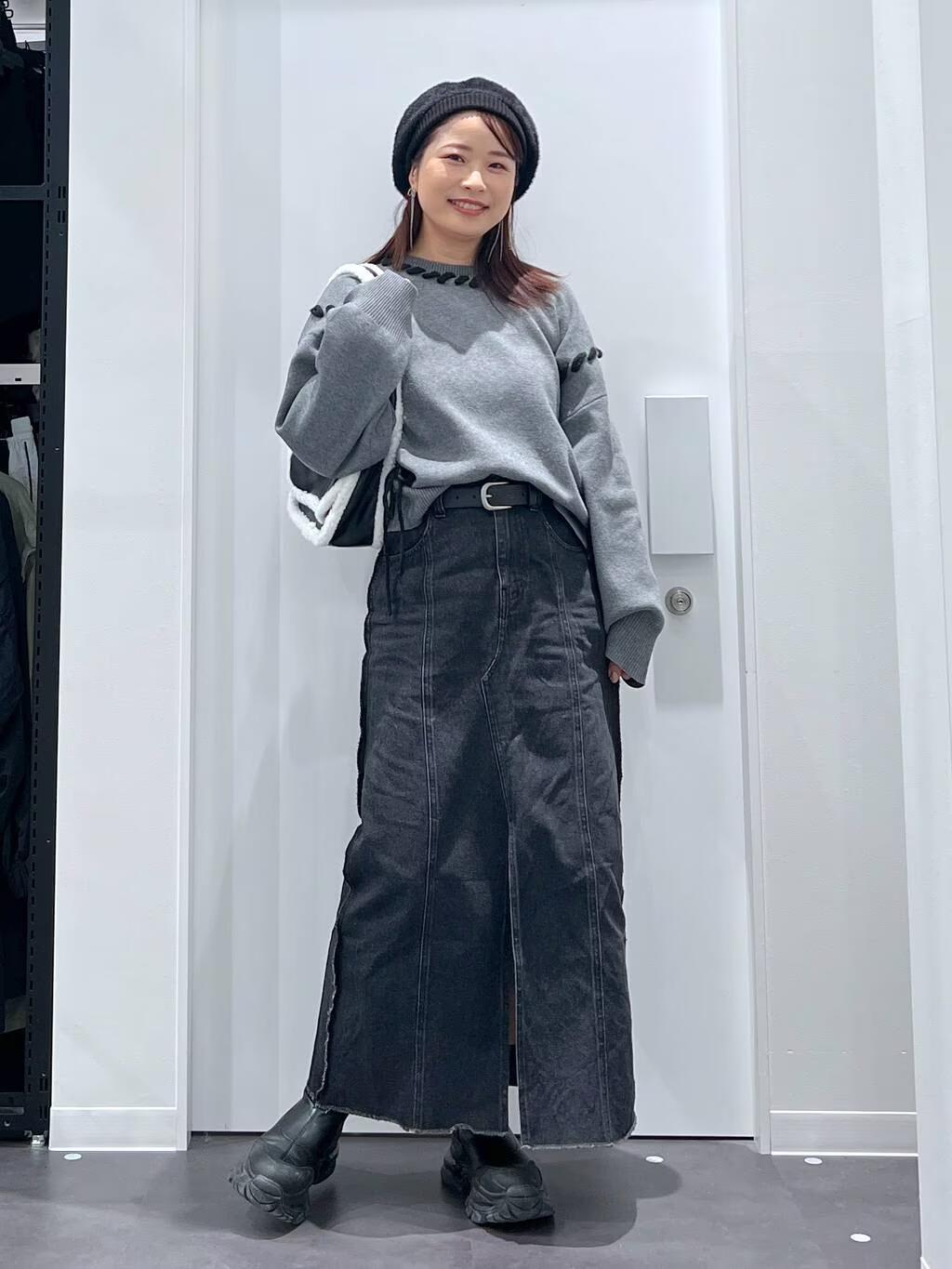 LAKOLEのハンドステッチニットプルオーバーを使ったコーディネートを紹介します。｜Rakuten Fashion(楽天ファッション／旧楽天ブランドアベニュー)4767950