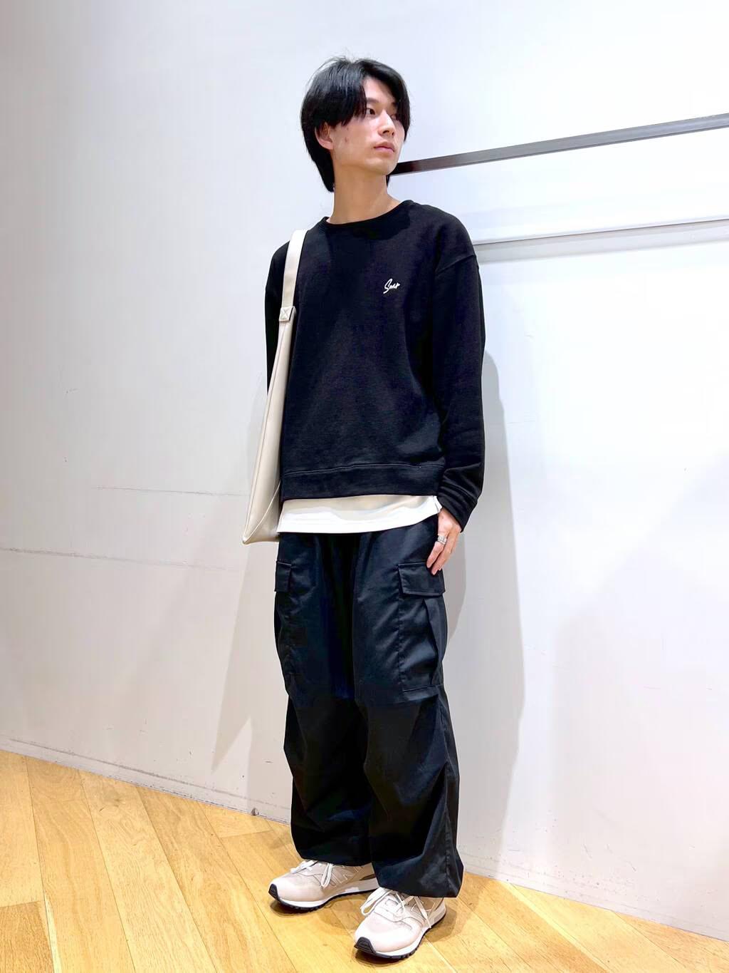 LAKOLEのTCPUライトカーゴパンツを使ったコーディネートを紹介します。｜Rakuten Fashion(楽天ファッション／旧楽天ブランドアベニュー)4769880