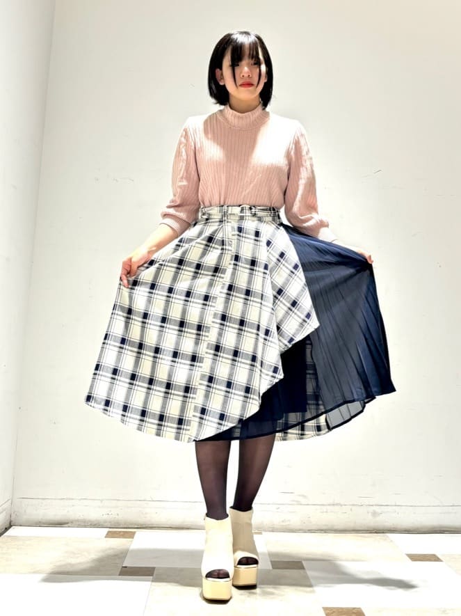 ESPERANZAの【ラク盛り/サンダル】リピーター続出/脚長美脚 厚底ストラップサンダルを使ったコーディネートを紹介します。｜Rakuten Fashion(楽天ファッション／旧楽天ブランドアベニュー)4770029