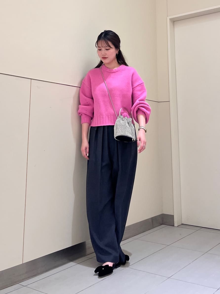 allurevilleのギャバタックモダンワイドパンツを使ったコーディネートを紹介します。｜Rakuten Fashion(楽天ファッション／旧楽天ブランドアベニュー)4775972