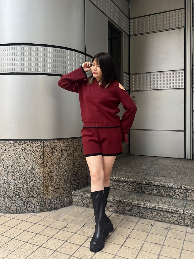 REDYAZELのセーラーカラートップス&ショートパンツニットセットアップ 