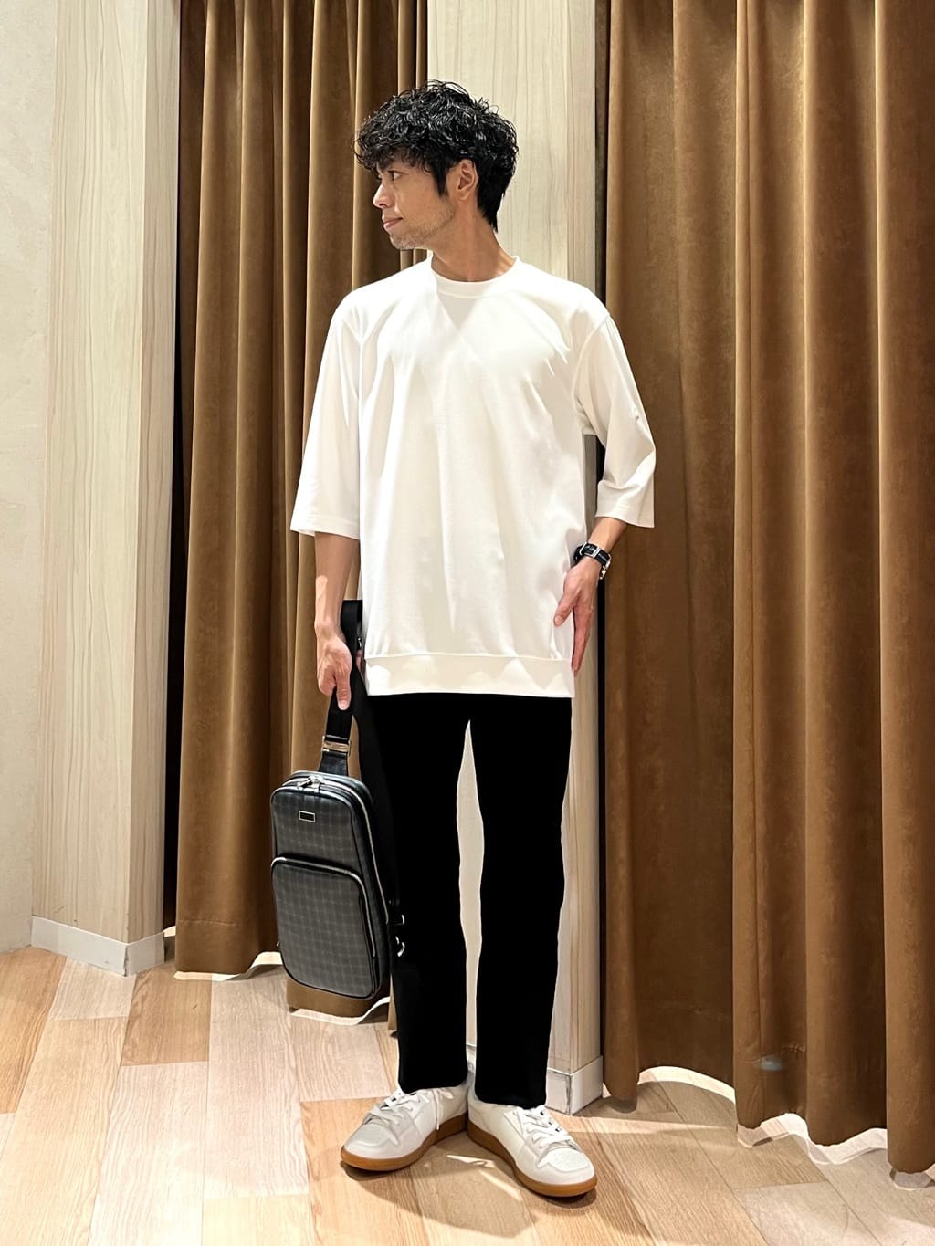 TAKEO KIKUCHIの【接触冷感/Made in JAPAN】七分袖 梨地カットソーを使ったコーディネートを紹介します。｜Rakuten Fashion(楽天ファッション／旧楽天ブランドアベニュー)4785812