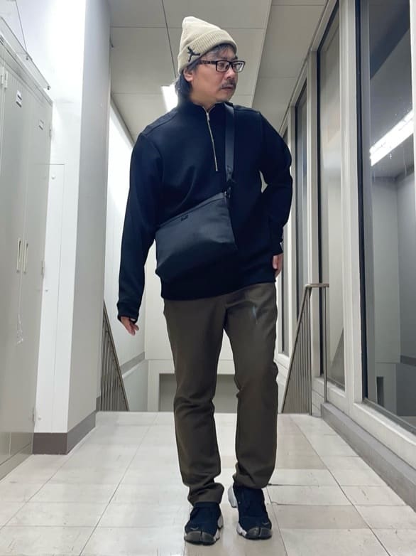 TAKEO KIKUCHIの【THE FLAGSHIP】ウール ダンボール ハーフジップ プルオーバーを使ったコーディネートを紹介します。｜Rakuten Fashion(楽天ファッション／旧楽天ブランドアベニュー)4786351