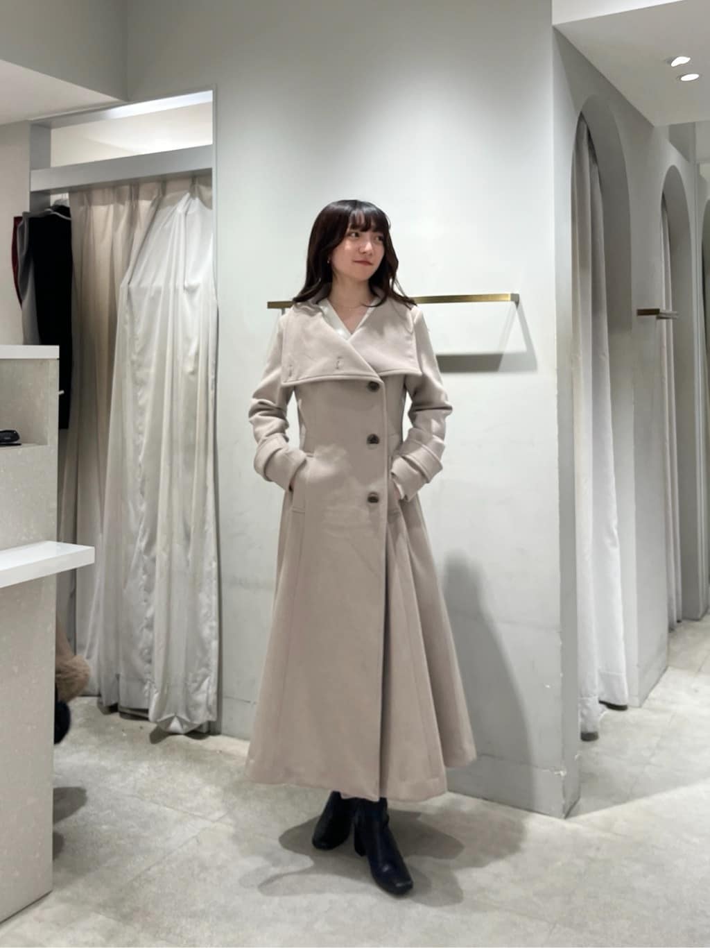 rienda 【岡崎紗絵さん着用アイテム】オーバーネックシンデレラライン