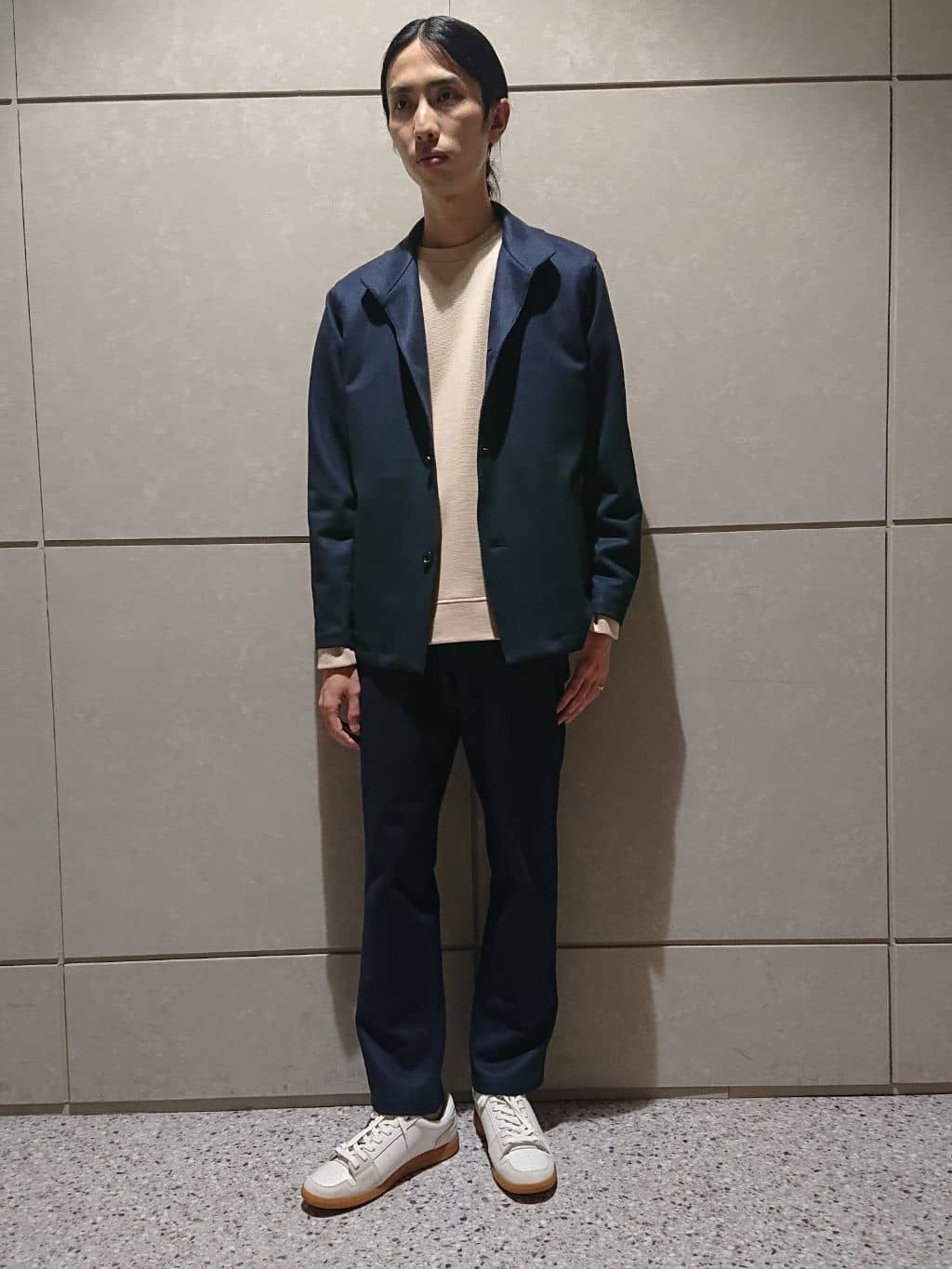 TAKEO KIKUCHIの【尾州織】クルーネック カットソーを使ったコーディネートを紹介します。｜Rakuten Fashion(楽天ファッション／旧楽天ブランドアベニュー)4804826