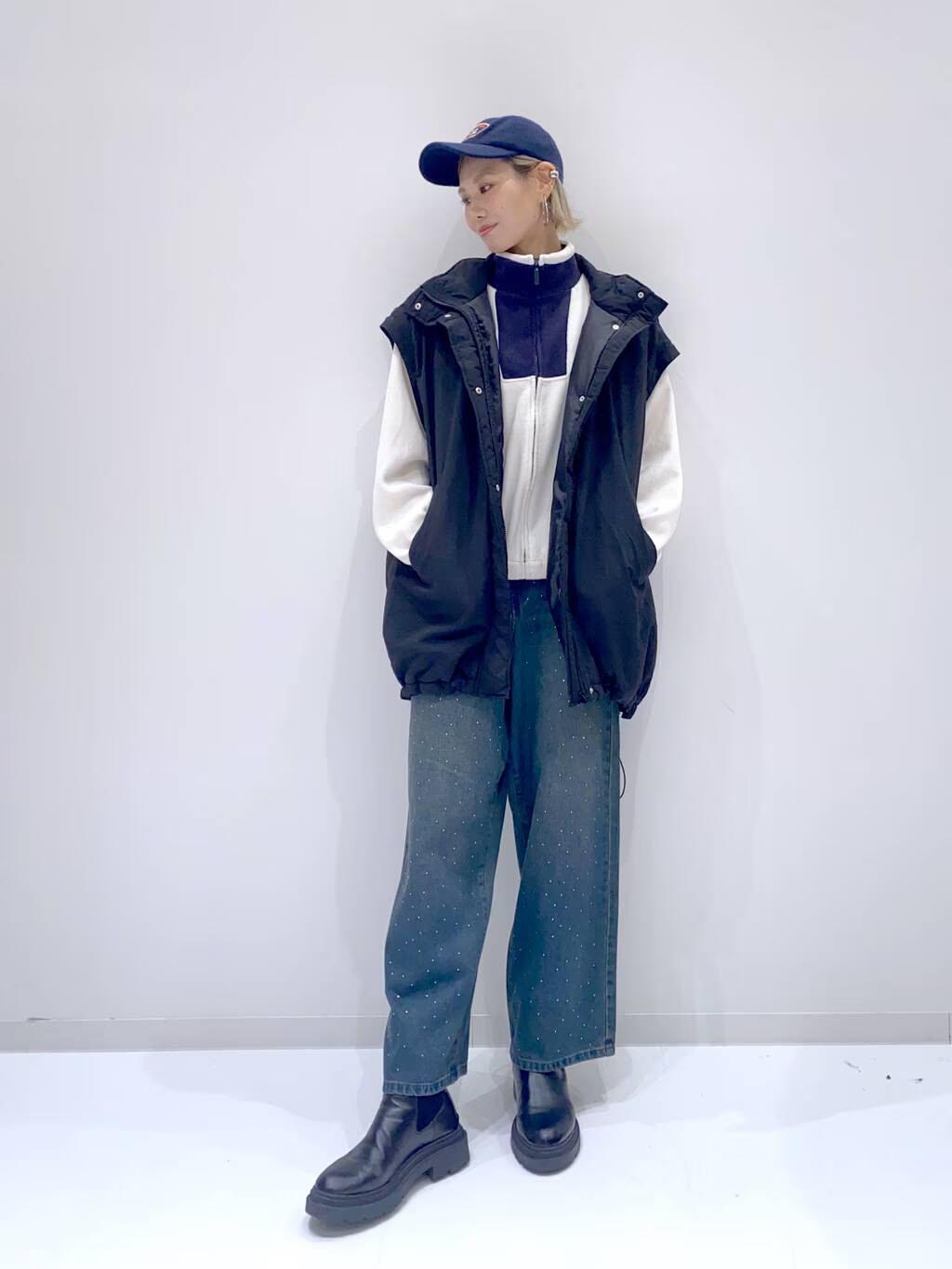 LAKOLEの2WAYモンスターコートを使ったコーディネートを紹介します。｜Rakuten Fashion(楽天ファッション／旧楽天ブランドアベニュー)4806837