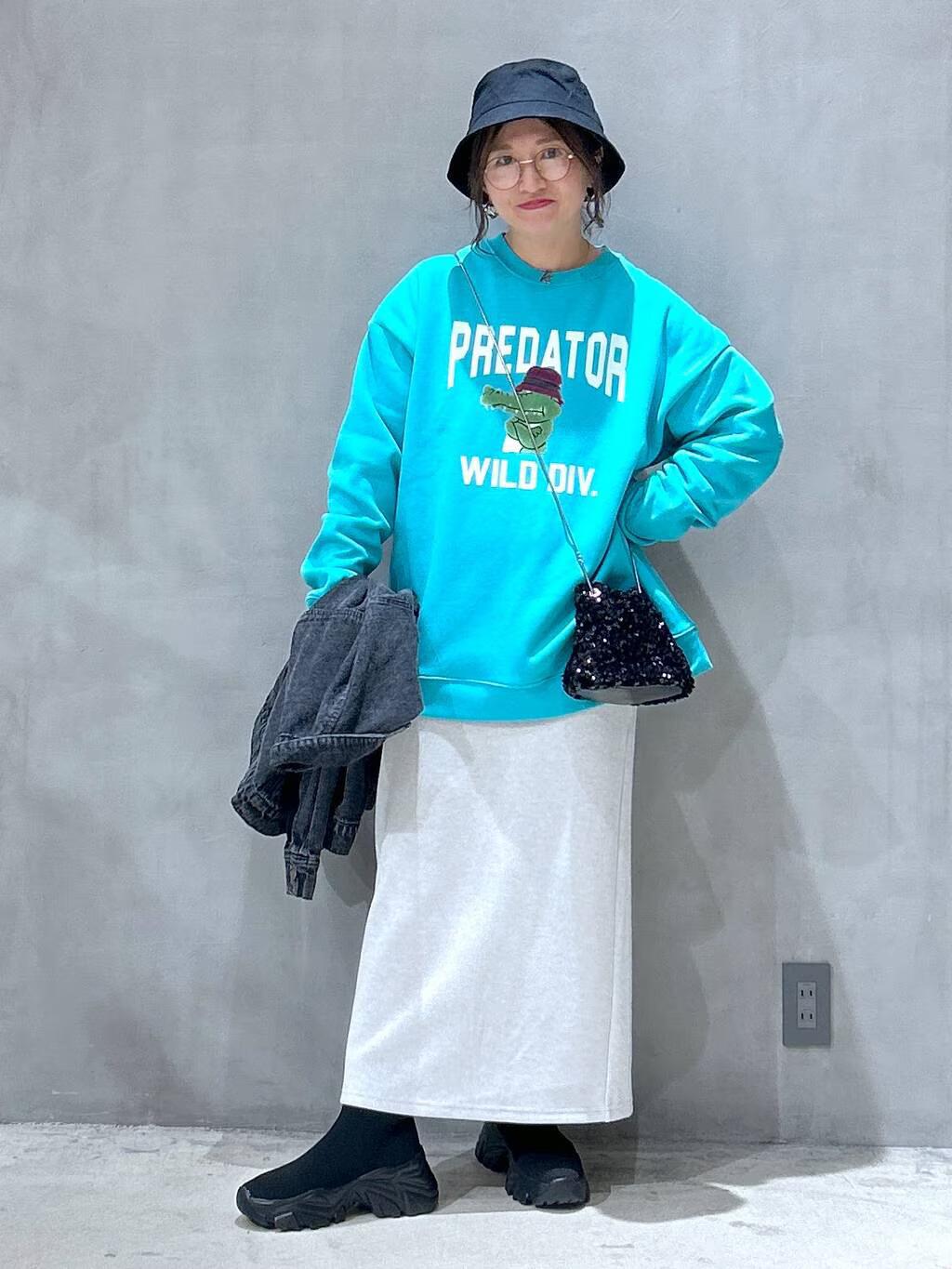 LAKOLEのアニマルフロッキープルオーバーを使ったコーディネートを紹介します。｜Rakuten Fashion(楽天ファッション／旧楽天ブランドアベニュー)4806787