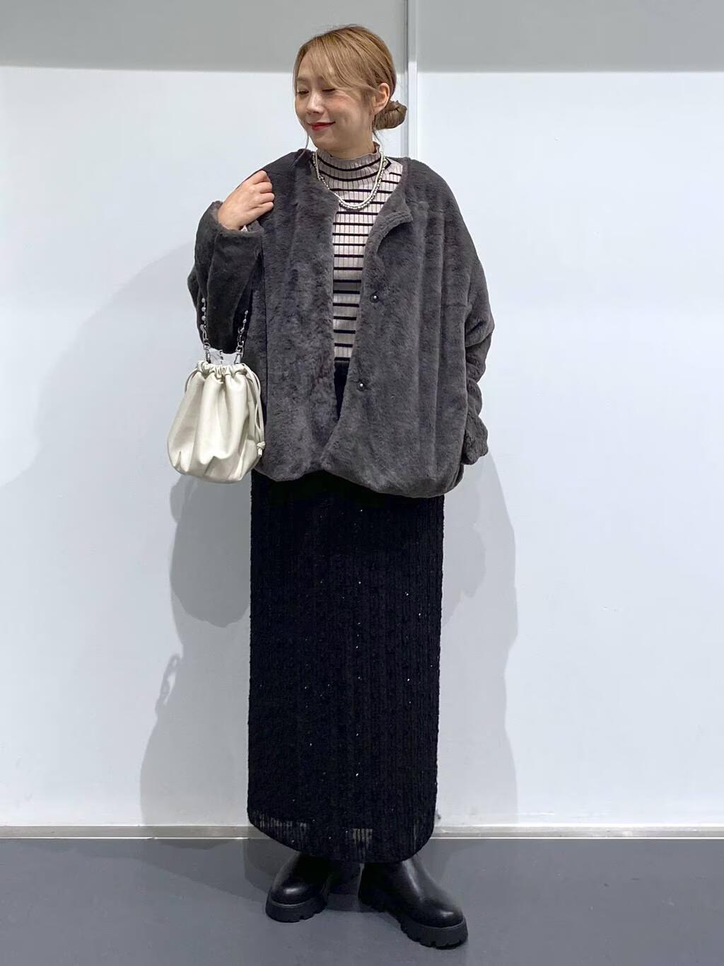 LAKOLEのノーカラーファーブルゾンを使ったコーディネートを紹介します。｜Rakuten Fashion(楽天ファッション／旧楽天ブランドアベニュー)4806839