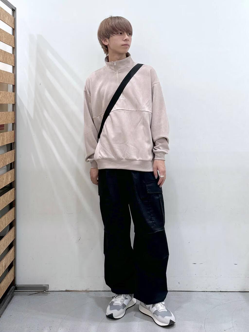 LAKOLEのスエードハーフZIPプルオーバーを使ったコーディネートを紹介します。｜Rakuten Fashion(楽天ファッション／旧楽天ブランドアベニュー)4806913