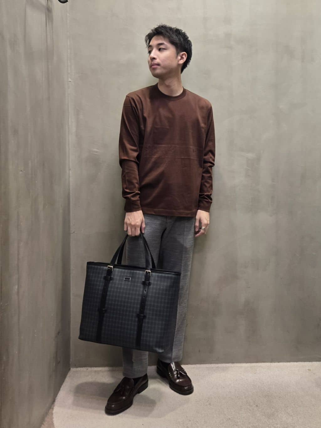 TAKEO KIKUCHIの【抗菌防臭/ジャケット対応】テーラード 長袖Tシャツを使ったコーディネートを紹介します。｜Rakuten Fashion(楽天ファッション／旧楽天ブランドアベニュー)4818276