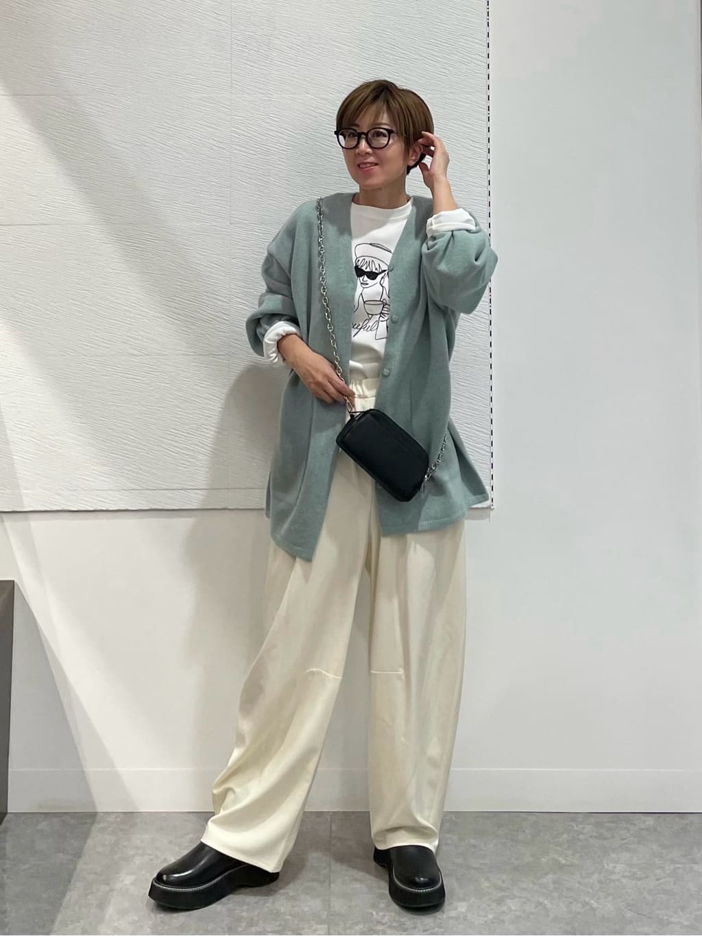 Vinのコーディネートを紹介します。｜Rakuten Fashion(楽天ファッション／旧楽天ブランドアベニュー)4821030