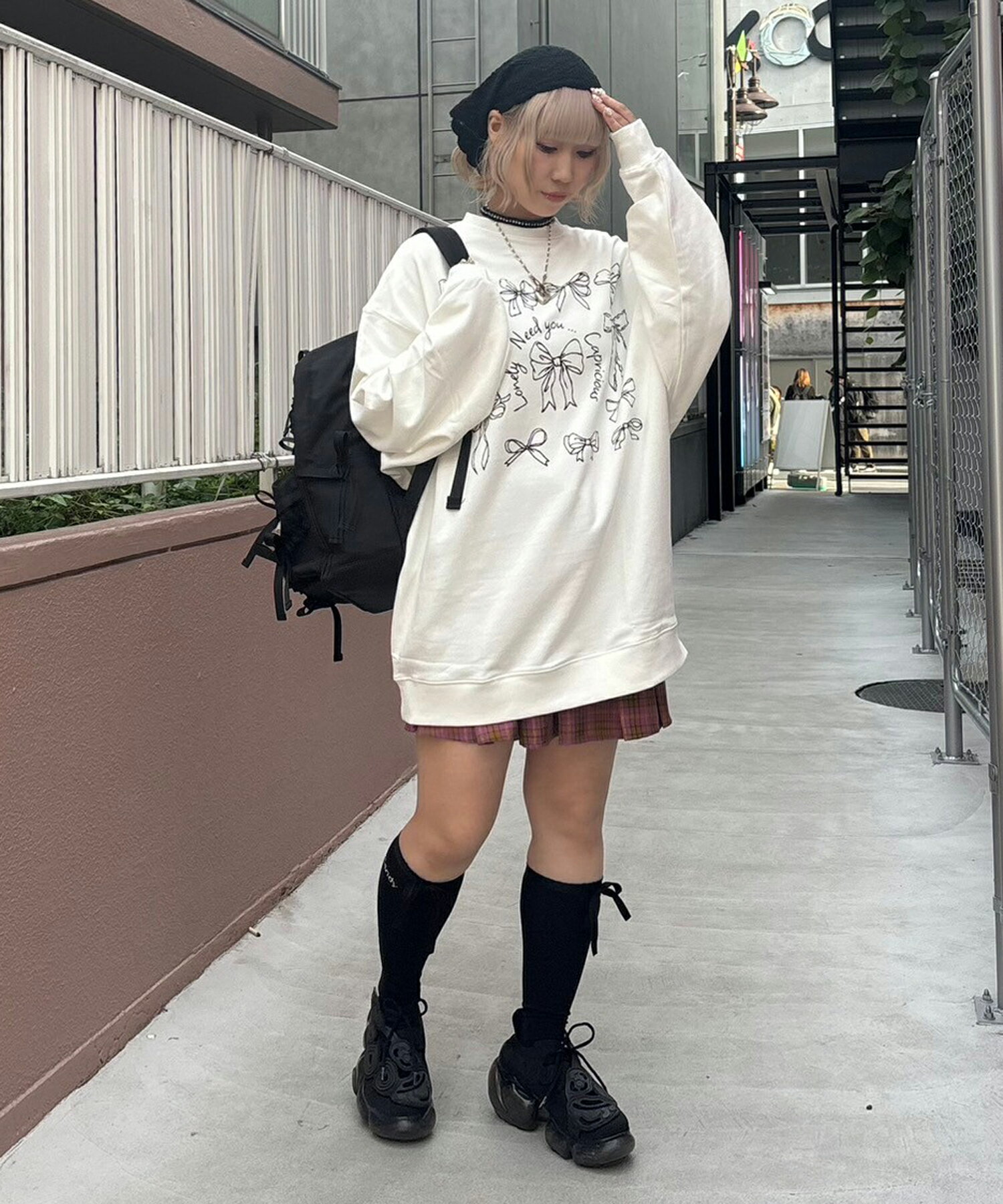 Candy StripperのNEED YOU ・・・ RIBBON SWEAT ONE-PIECEを使ったコーディネートを紹介します。｜Rakuten Fashion(楽天ファッション／旧楽天ブランドアベニュー)4825926