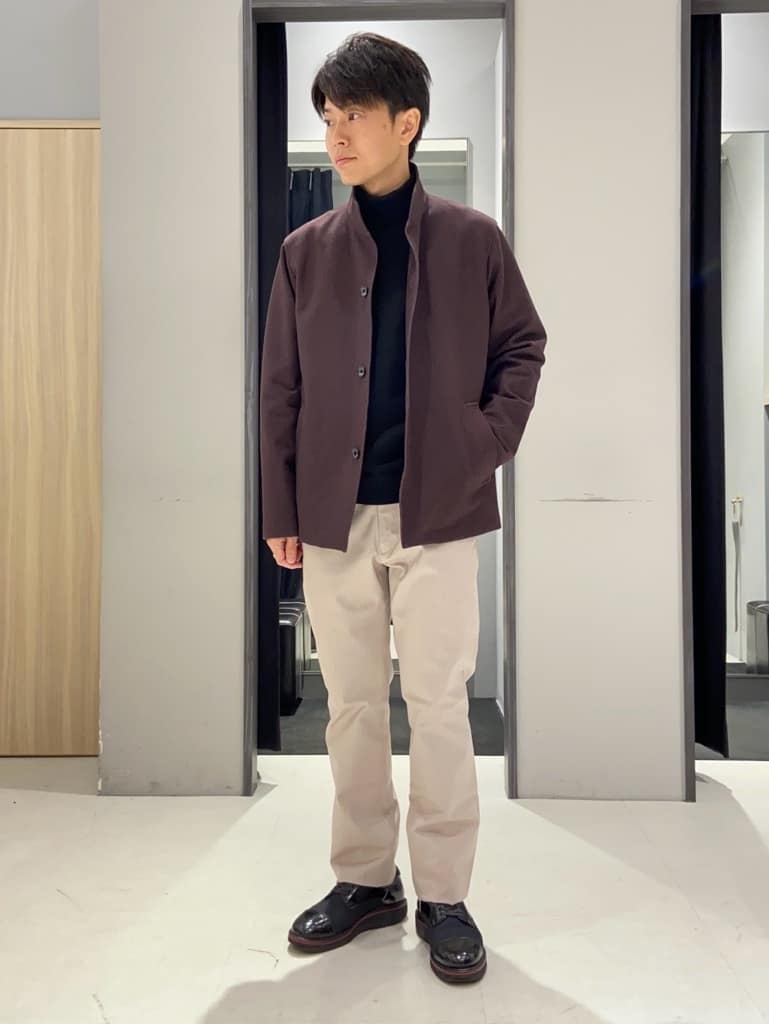TAKEO KIKUCHIの【DOWN FABRIC】ダウンファブリック スタンドカラーブルゾンを使ったコーディネートを紹介します。｜Rakuten Fashion(楽天ファッション／旧楽天ブランドアベニュー)4827231