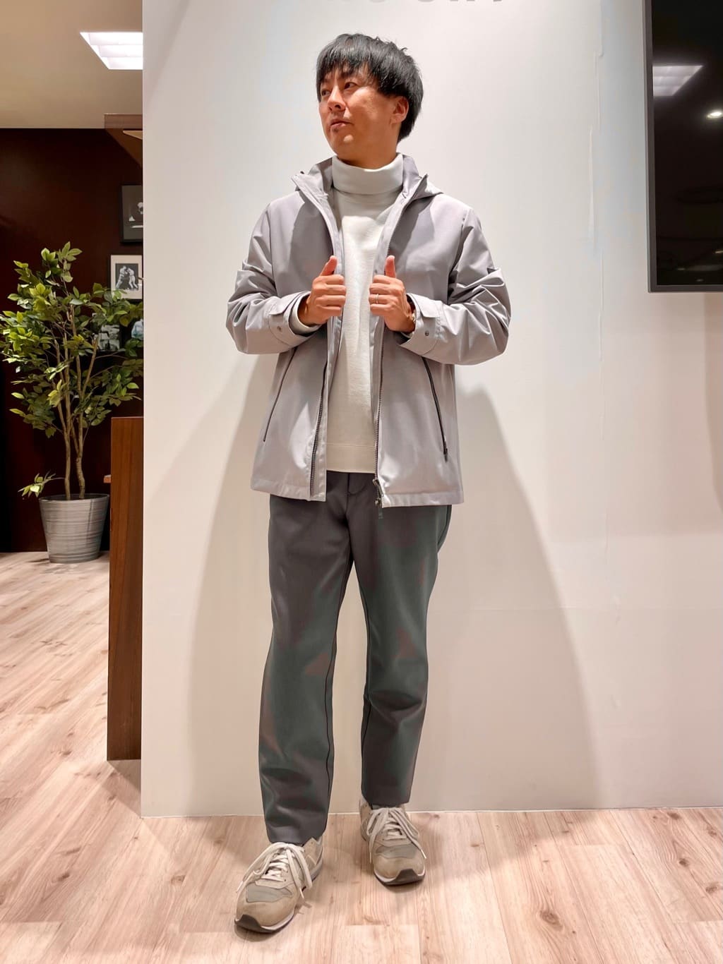 TAKEO KIKUCHIの【軽量アウター】エレクティブ シェル ブルゾンを使ったコーディネートを紹介します。｜Rakuten Fashion(楽天ファッション／旧楽天ブランドアベニュー)4837905