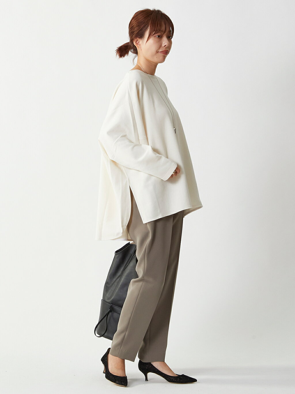 1er Arrondissementのダブルクロステーパードパンツを使ったコーディネートを紹介します。｜Rakuten Fashion(楽天ファッション／旧楽天ブランドアベニュー)4840159