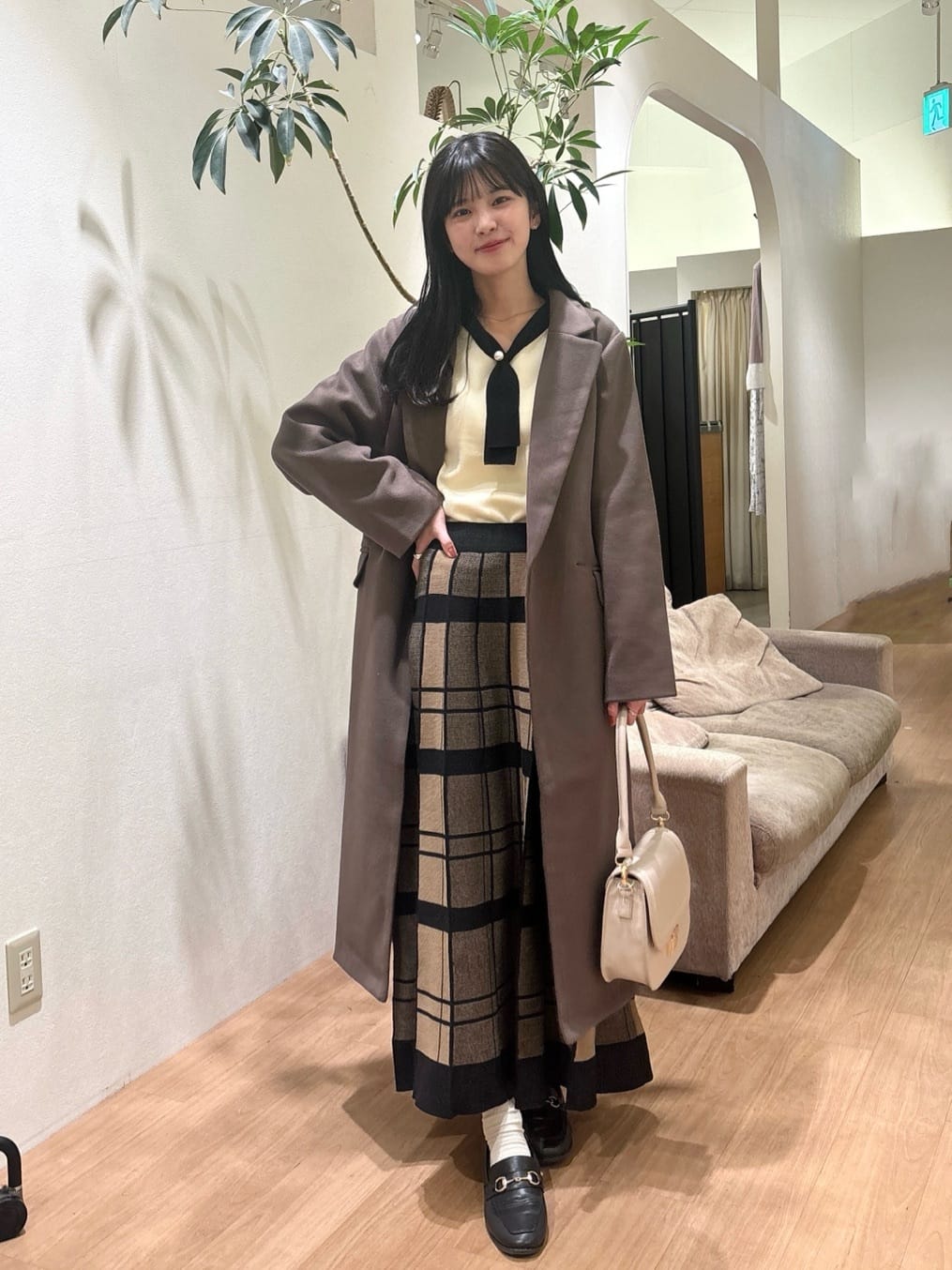 natural coutureの【ako】骨ストさんのきれいめロングコートを使った 