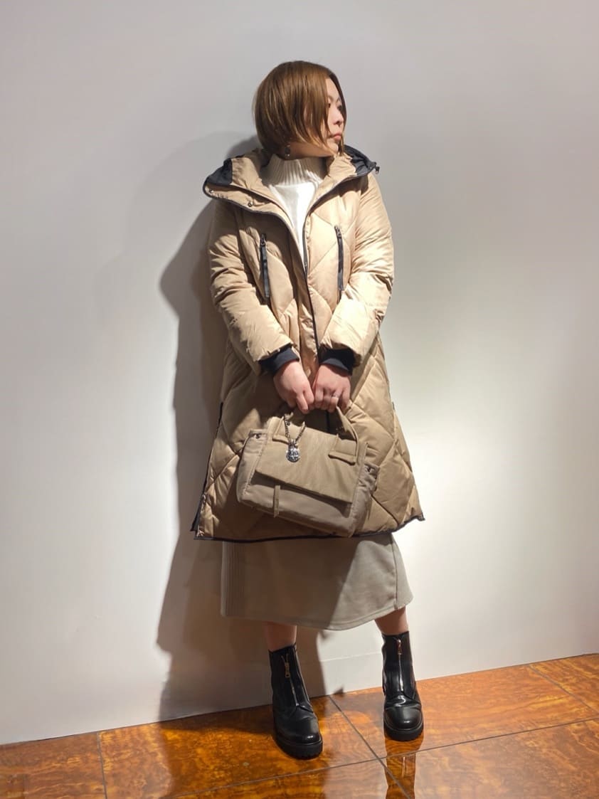 LASUDのカジュアルエコレザーバッグを使ったコーディネートを紹介します。｜Rakuten Fashion(楽天ファッション／旧楽天ブランドアベニュー)4842952