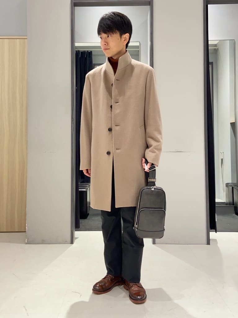 TAKEO KIKUCHIの【ウールカシミヤブレンド】ビーバー調 スタンドカラー コートを使ったコーディネートを紹介します。｜Rakuten Fashion(楽天ファッション／旧楽天ブランドアベニュー)4844602