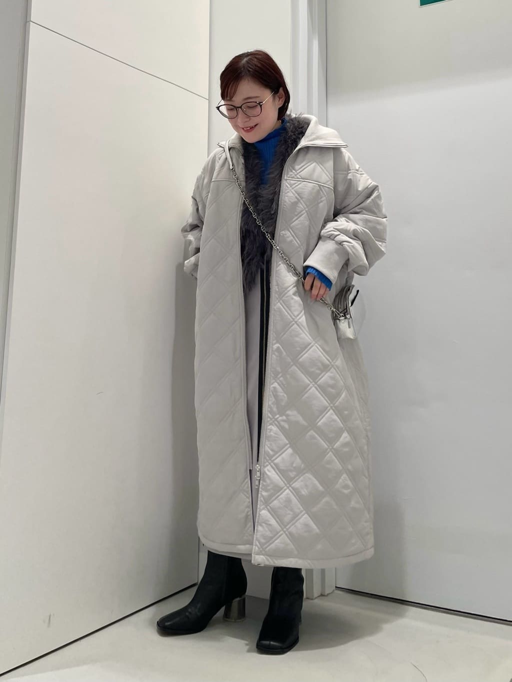 LASUDのファードッキングニットベスト(dark green,black)を使ったコーディネートを紹介します。｜Rakuten Fashion(楽天ファッション／旧楽天ブランドアベニュー)4848894