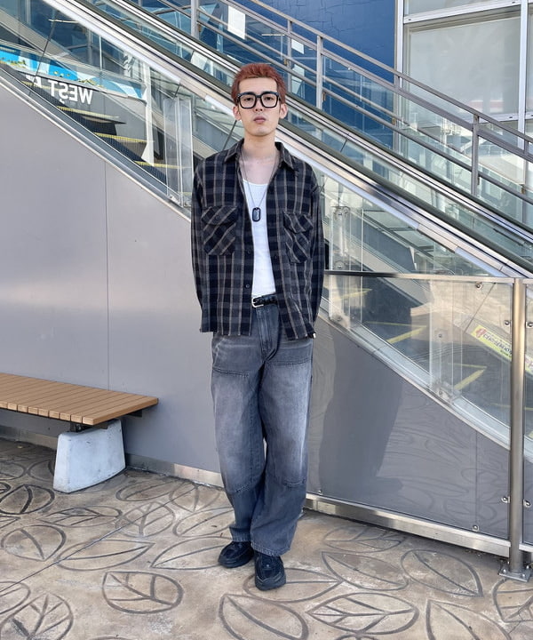 BEAMS HEARTのブラスト ワイド ストレート デニムを使ったコーディネートを紹介します。｜Rakuten Fashion(楽天ファッション／旧楽天ブランドアベニュー)4856909