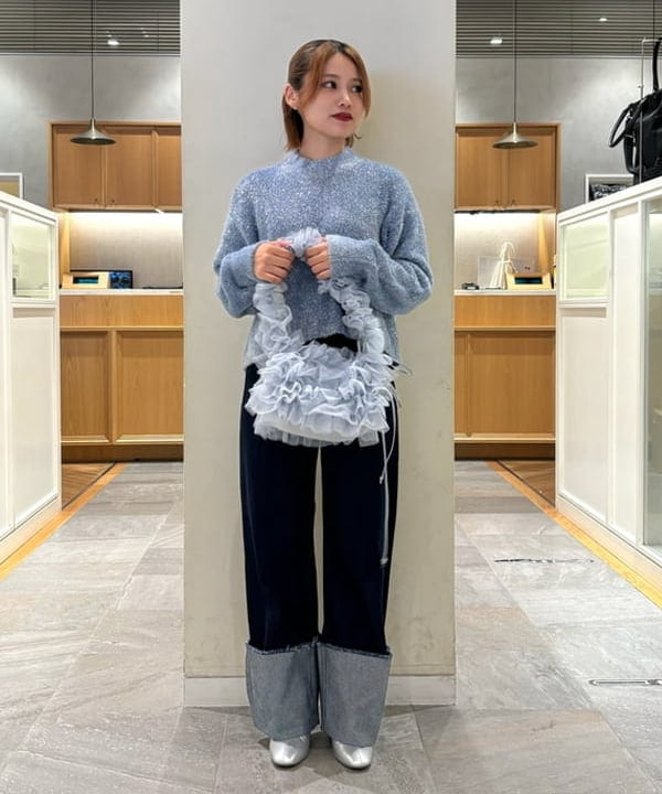 BEAMS HEARTのラメシャギー ニット プルオーバー 24AWを使ったコーディネートを紹介します。｜Rakuten Fashion(楽天ファッション／旧楽天ブランドアベニュー)4857036