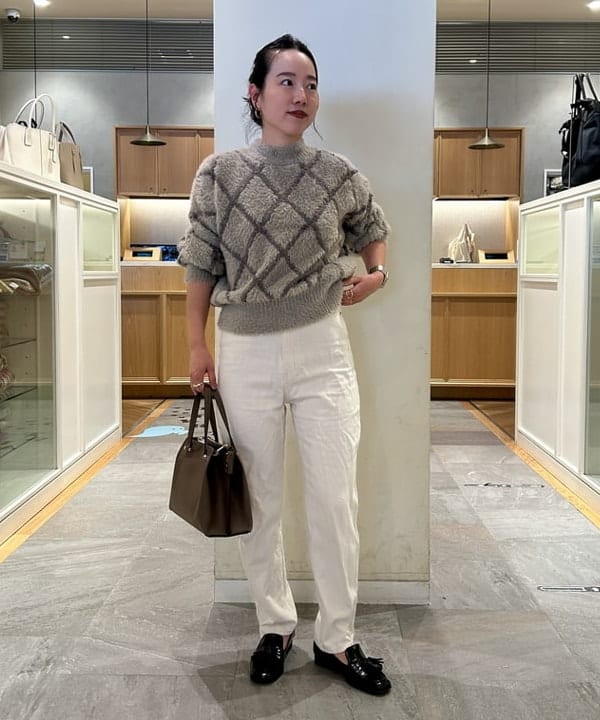 BEAMS HEARTのシャギー ブークレニット(ウォッシャブル) 24AWを使ったコーディネートを紹介します。｜Rakuten Fashion(楽天ファッション／旧楽天ブランドアベニュー)4857451