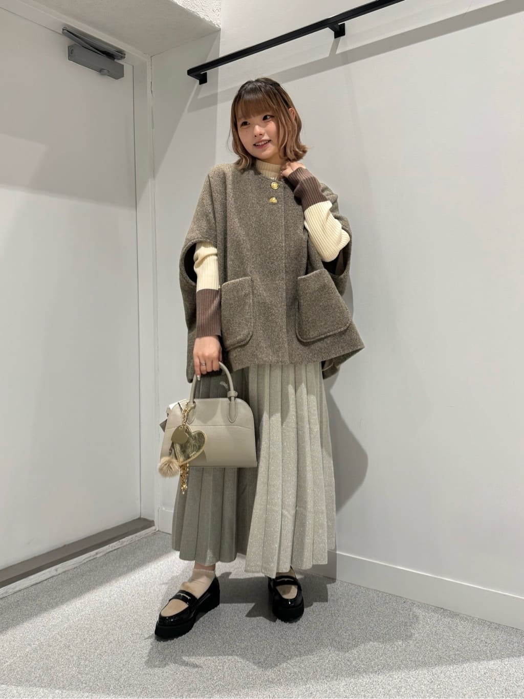 Vinのコーディネートを紹介します。｜Rakuten Fashion(楽天ファッション／旧楽天ブランドアベニュー)4862792