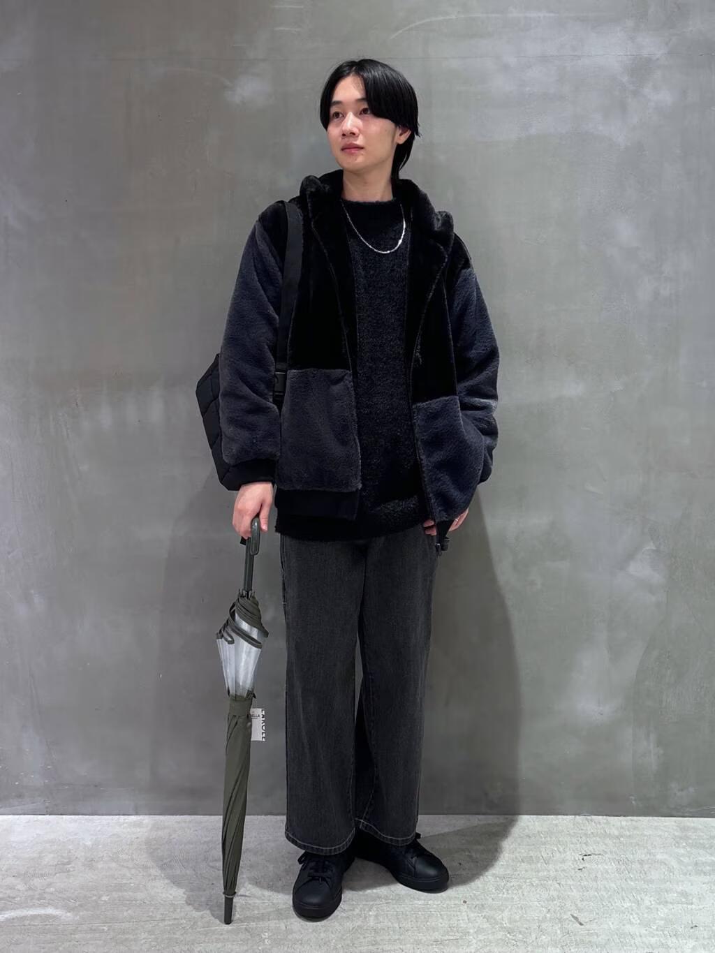 LAKOLEの切替ファーフードブルゾンを使ったコーディネートを紹介します。｜Rakuten Fashion(楽天ファッション／旧楽天ブランドアベニュー)4865602