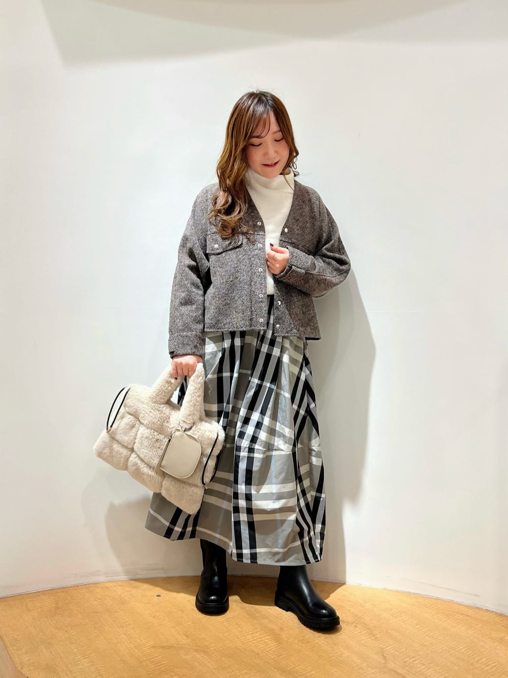 Vinのコーディネートを紹介します。｜Rakuten Fashion(楽天ファッション／旧楽天ブランドアベニュー)4866157