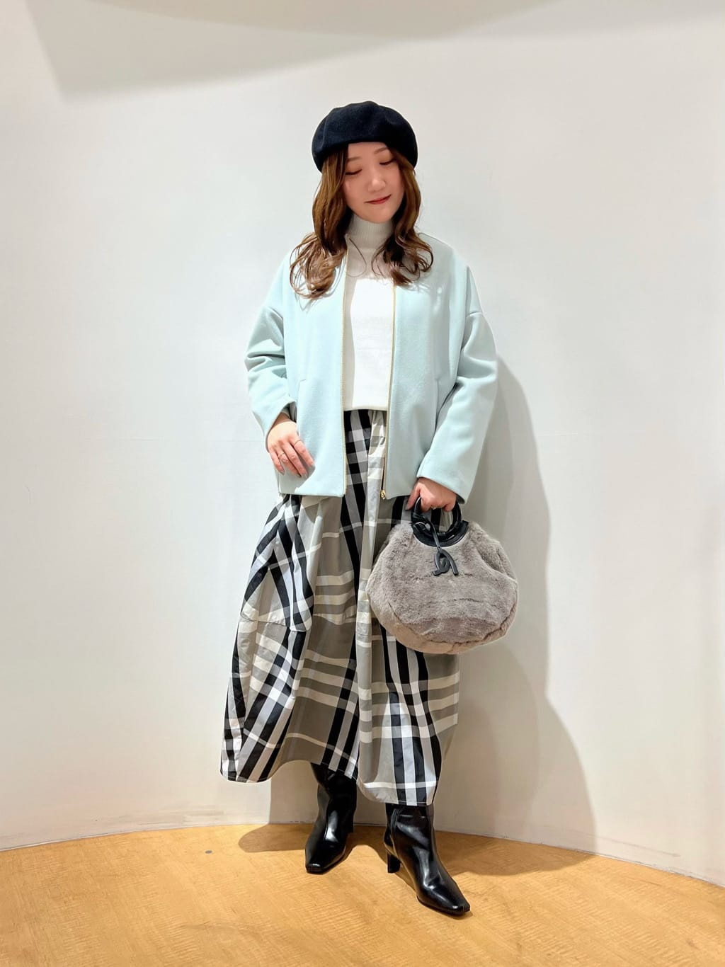 Vinのコーディネートを紹介します。｜Rakuten Fashion(楽天ファッション／旧楽天ブランドアベニュー)4866300