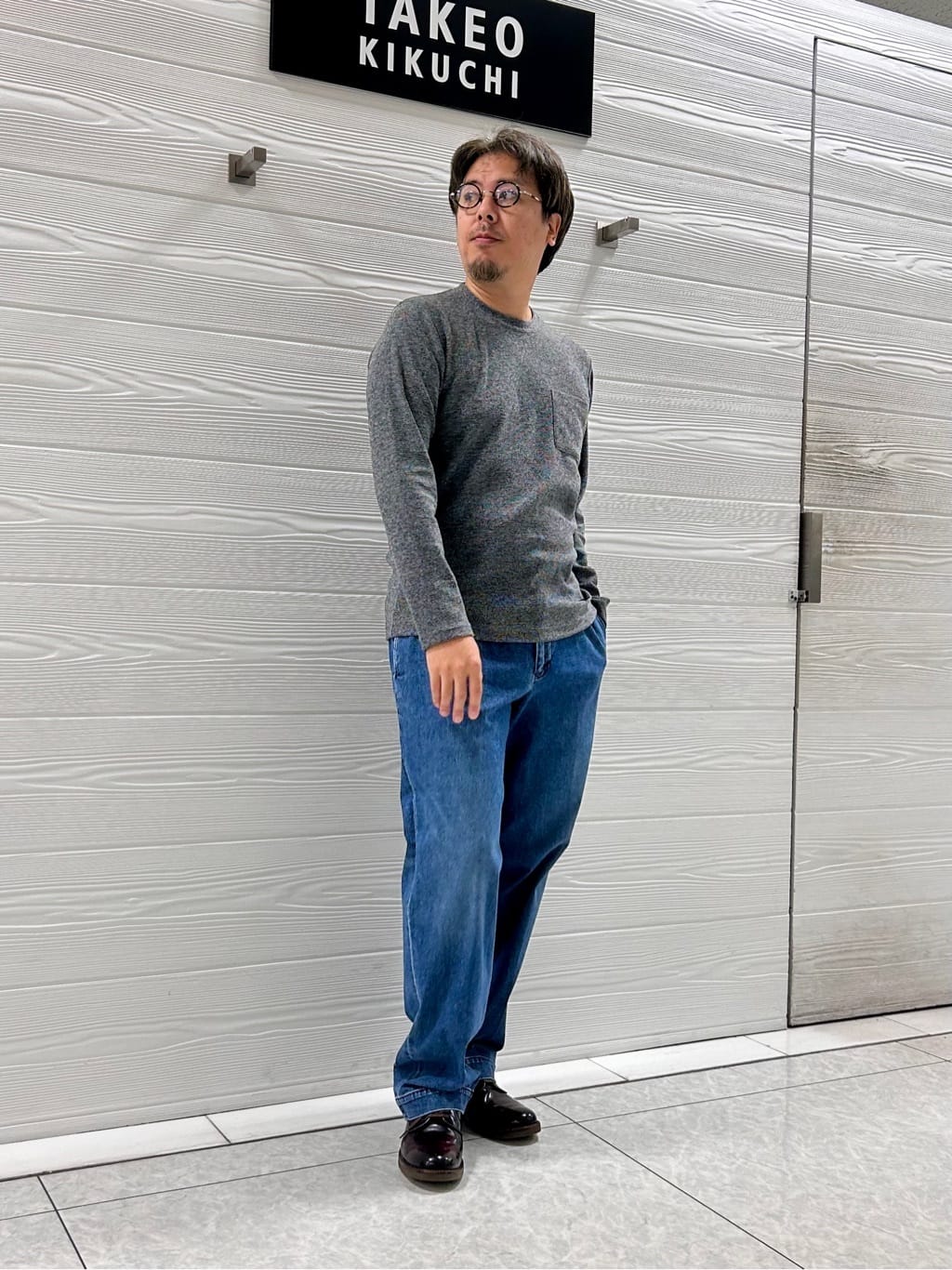 TAKEO KIKUCHIの【尾州織】ウールブレンド パイルカットソーを使ったコーディネートを紹介します。｜Rakuten Fashion(楽天ファッション／旧楽天ブランドアベニュー)4872844