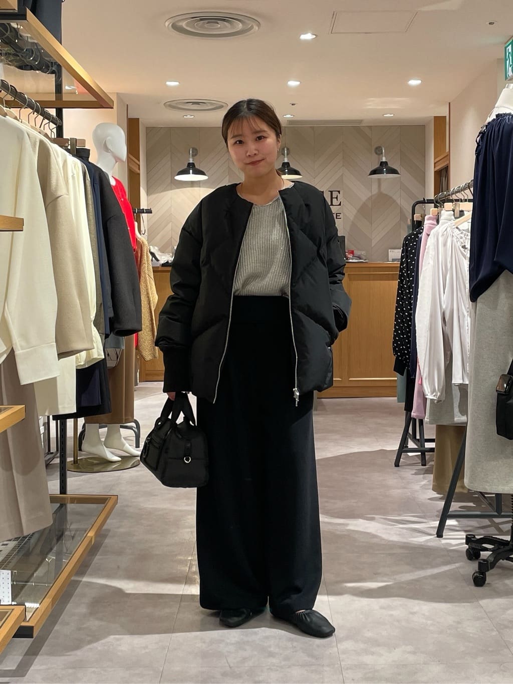 COLLAGE GALLARDAGALANTE ブラックダウンジャケット COLLAGE GALLARDAGALANTE ブラックダウンジャケット