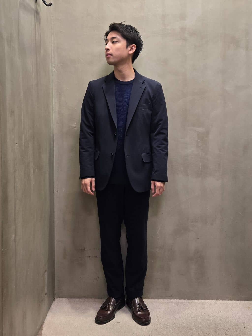 TAKEO KIKUCHIのドットメランジ プルオーバー ニットを使ったコーディネートを紹介します。｜Rakuten Fashion(楽天ファッション／旧楽天ブランドアベニュー)4885591