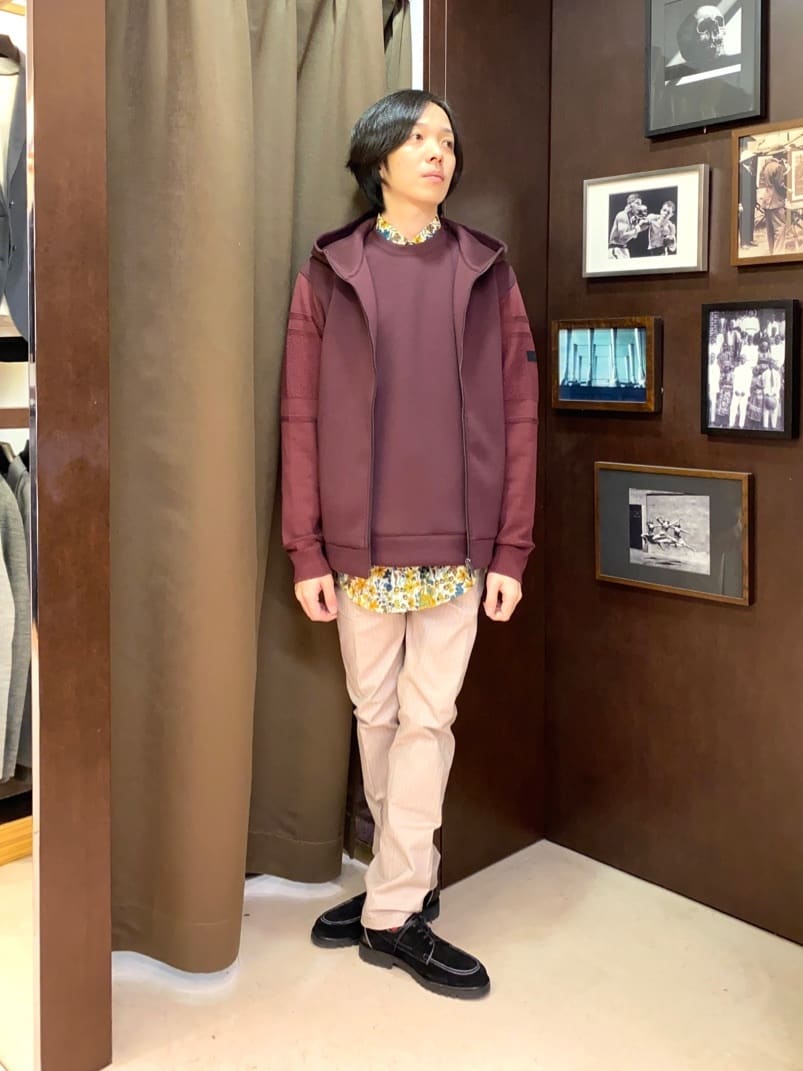 TAKEO KIKUCHIの【Made in JAPAN】ニットスリーブ ジップアップ パーカを使ったコーディネートを紹介します。｜Rakuten Fashion(楽天ファッション／旧楽天ブランドアベニュー)4886488