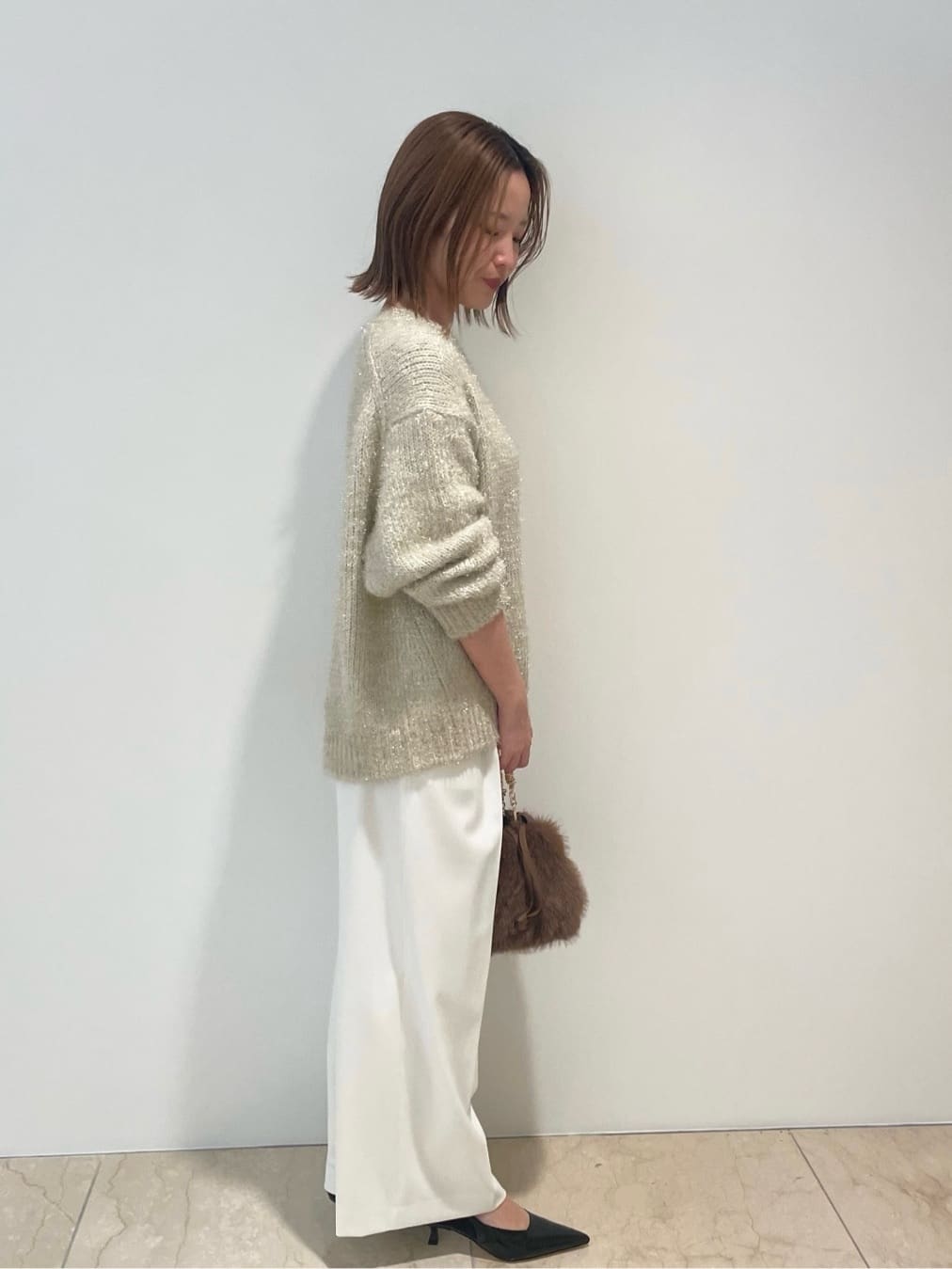 1er Arrondissementのラメシャギープルオーバーを使ったコーディネートを紹介します。｜Rakuten Fashion(楽天ファッション／旧楽天ブランドアベニュー)4889409