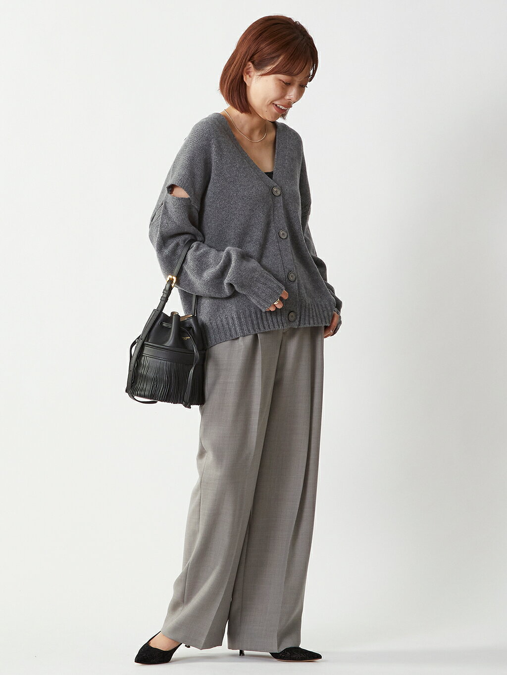 1er Arrondissementのツータックトラウザーを使ったコーディネートを紹介します。｜Rakuten Fashion(楽天ファッション／旧楽天ブランドアベニュー)4889414